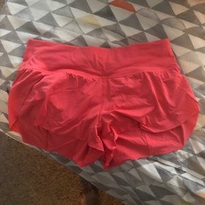 Lululemon coral speedy shorts